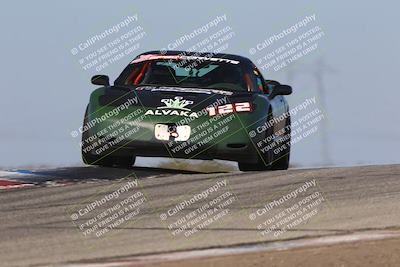 media/Oct-26-2025-CalClub SCCA (Sun) [[8ce1e69566]]/Group 4/Grapevine/